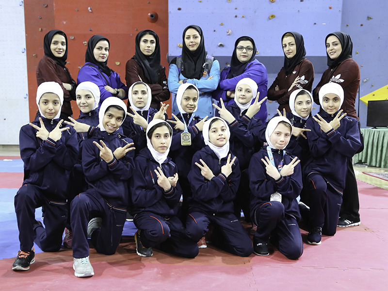 تکواندو خردسالان کشور در یزد ؛ البرز از قهرمانی اش دفاع کرد