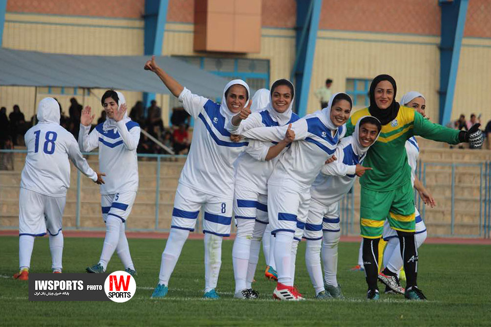 تصاویر حضور تیم ملوان در لیگ دسته اول فوتبال بانوان و صعود به لیگ برتر