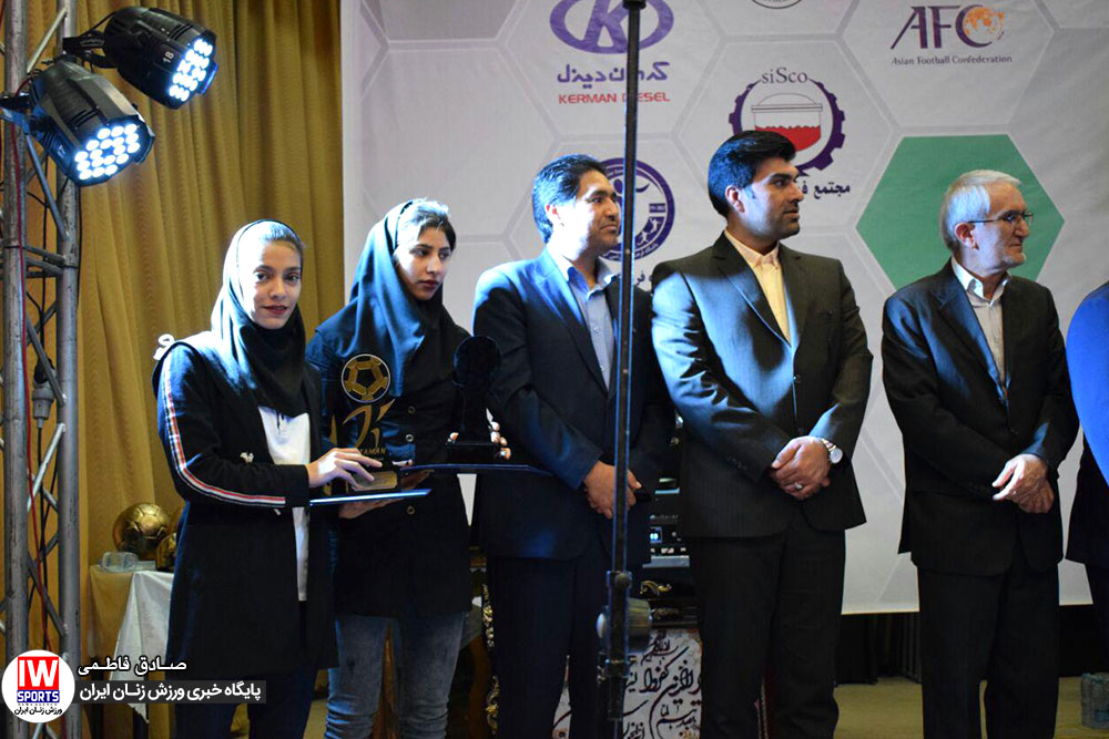برترینهای فوتسال و فوتبال بانوان کرمان : کریمی نسب، ایرانمنش ، مهدیه رشیدی و فاطمه سهرابی