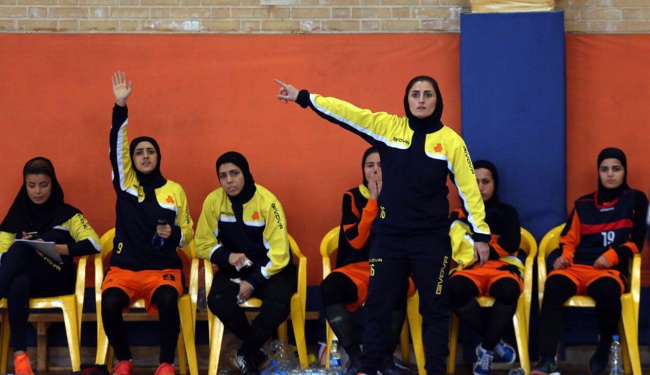 اوضاع رهیاب گستر تهران به کام | تیم معصومه رضا زاده با قدرت وارد لیگ می‌شود