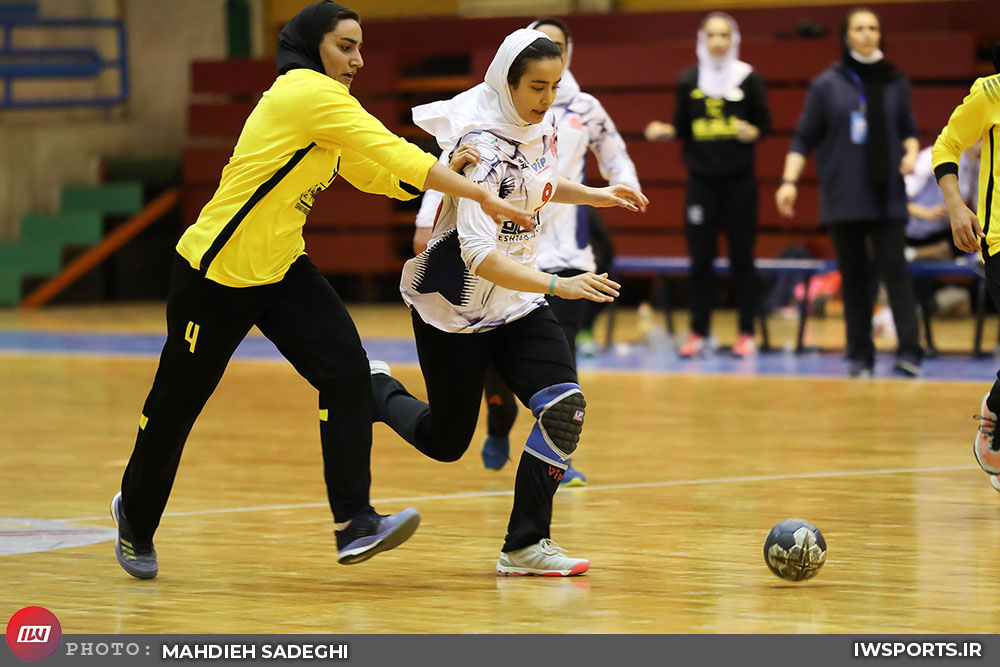 جدال سپاهان و اشتاد سازه در دور برگشت لیگ هندبال