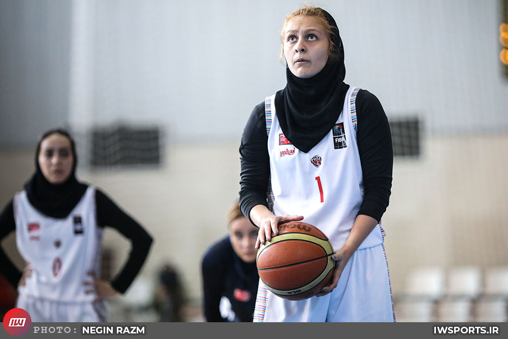 ناک اوت سینام برابر پاز در کوارتر جهنمی