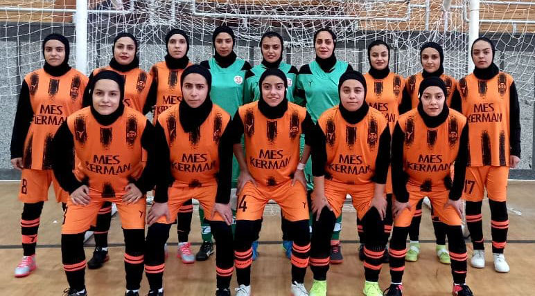 پیروزی مس کرمان با هت تریک کریمی نسب