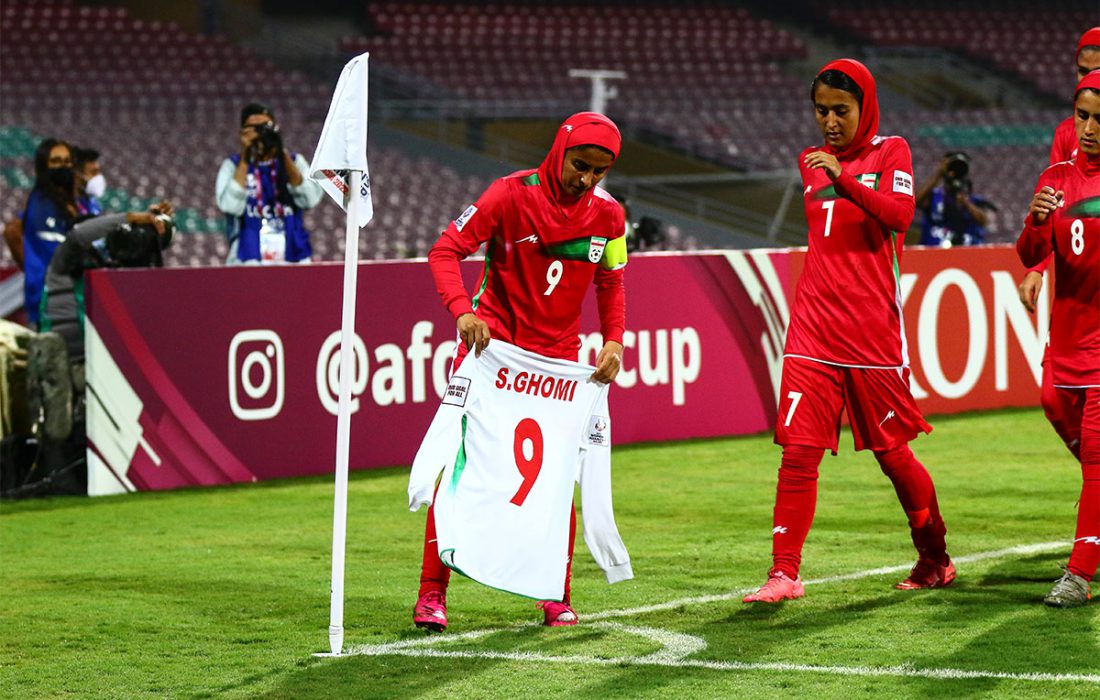 سارا قمی از تیم ملی فوتبال خداحافظی کرد