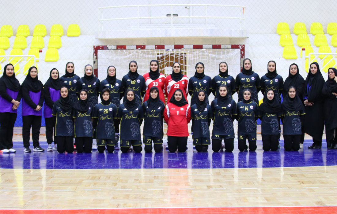 سنگ آهن بافق قهرمان نیم‌فصل لیگ هندبال زنان شد