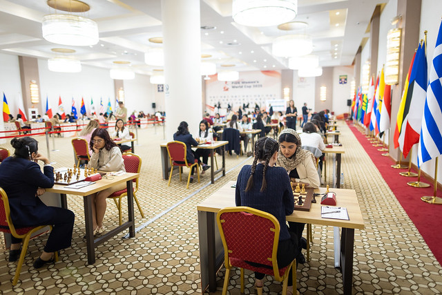 تلاش زاهدیفر و مبینا علی نسب برای صعود