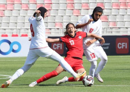 سومین پیروزی در انتظار دختران فوتبال ایران