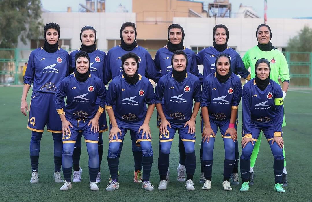 خاتون بم پس از ۱۵۲۵ روز شکست خورد